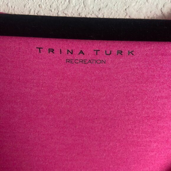 Trina Turk Recreation Size L Pink V Neck Long Sleeve Top Casual Stretch Barbie - Picture 8 of 8